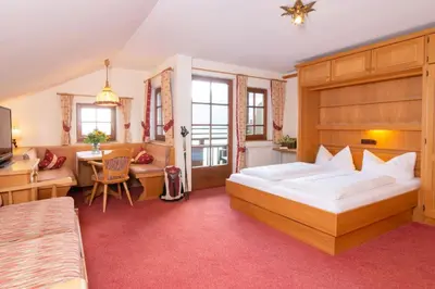 Ein Bett oder Betten in einem Zimmer der Unterkunft Hotel Alte Krone