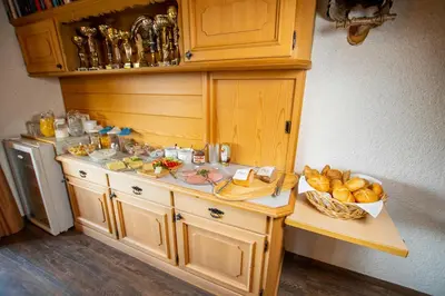 Essen im Privatzimmer oder in der Nähe