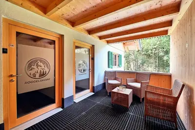 Ein Sitzbereich in der Unterkunft Arlberg Öko Ferienwohnungen