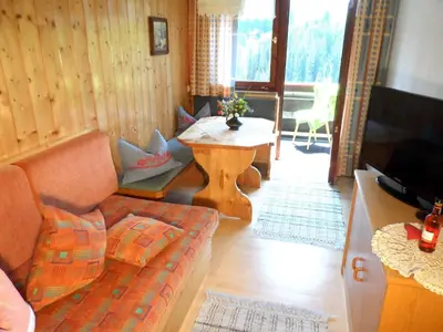 Ein Sitzbereich in der Unterkunft Haus Brunneck