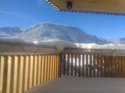 Ein allgemeiner Bergblick oder ein Berglick von der Ferienwohnung aus