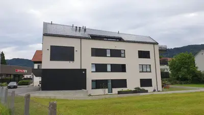 Ein allgemeiner Bergblick oder ein Berglick von der Ferienwohnung aus