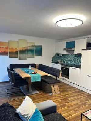 Ein Sitzbereich in der Unterkunft Ferienwohnung Thöny