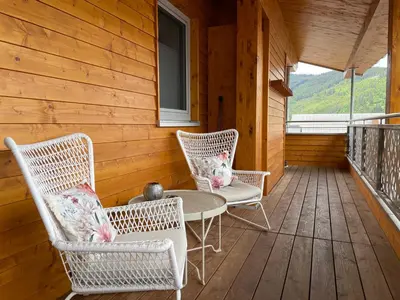 Ein Balkon oder eine Terrasse in der Unterkunft W-40.COM