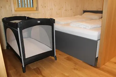 Ein Bett oder Betten in einem Zimmer der Unterkunft Apartment Bergblick-Mellau mit E-Ladesäule