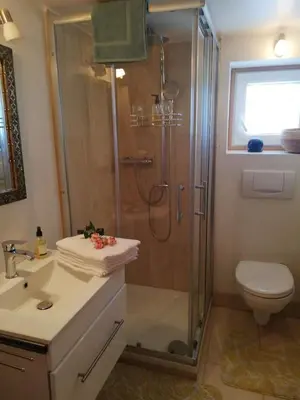 Ein Badezimmer in der Unterkunft Gemütliche Wohnung in Einfamilienhaus
