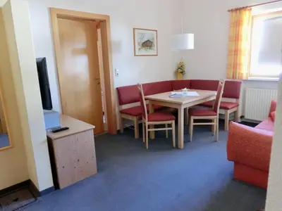 Ein Sitzbereich in der Unterkunft Haus Kristall Ferienwohnungen