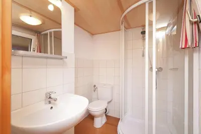 Ein Badezimmer in der Unterkunft Appartement im Sport- und Seminarhaus Walsertal