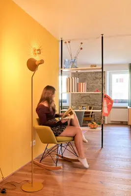 Ein Sitzbereich in der Unterkunft Rotes Haus Bregenz Pop-Up Wohnung