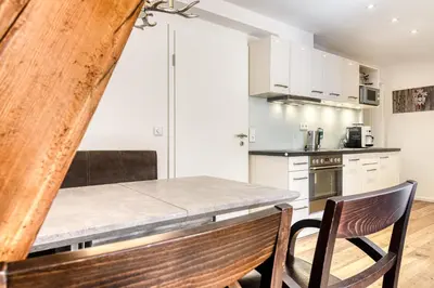 Küche/Küchenzeile in der Unterkunft Ferienwohnung Zentral mit Panorama-Sonnenterrasse by A-Appartments