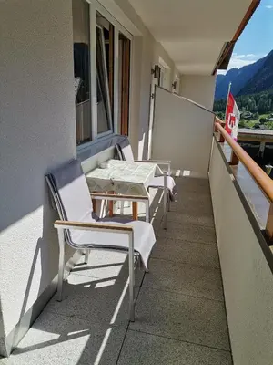 Ein allgemeiner Bergblick oder ein Berglick von der Pension aus