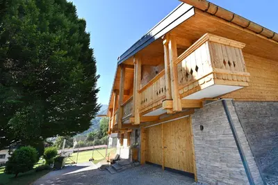 Das Gebäude in dem sich das Chalet befindet
