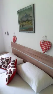 Ein Bett oder Betten in einem Zimmer der Unterkunft Haus Katharina