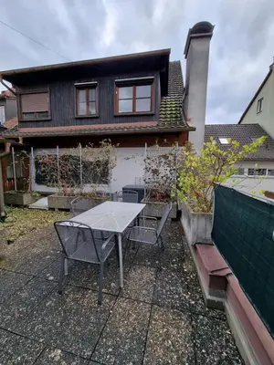 Das Gebäude in dem sich die Ferienwohnung befindet