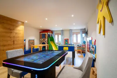 Der Kid's Club in der Unterkunft Apart-Hotel Laurus Lech