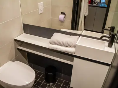 Ein Badezimmer in der Unterkunft TINY 4 YOU - Ihre stilvollen TINY-Häuser am Bodensee