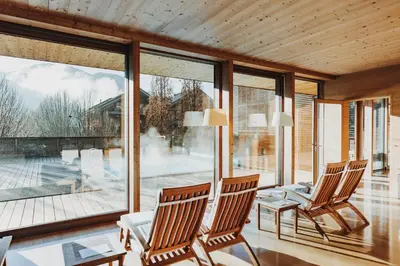 Der Swimmingpool an oder in der Nähe von Hotel Post Bezau